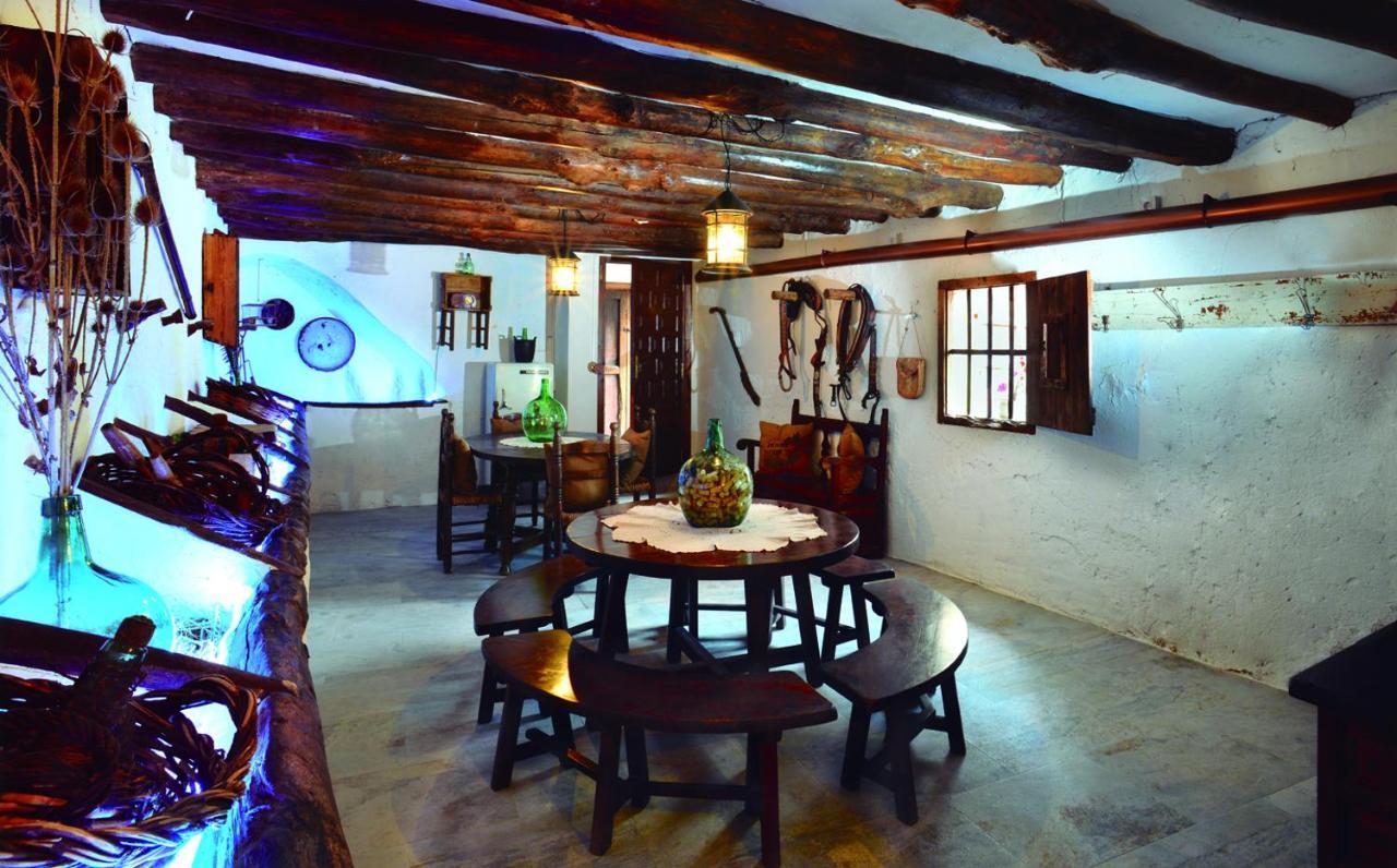 La Boutique Guest House Nuevalos Ngoại thất bức ảnh
